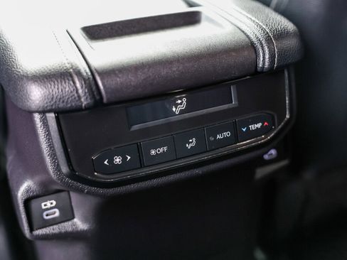 Certified 2024 Toyota Grand Highlander XLE image 6