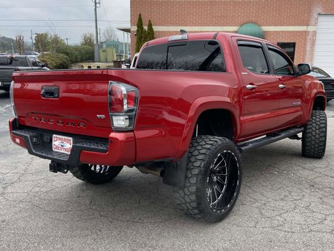 Used 2021 Toyota Tacoma Limited image 24