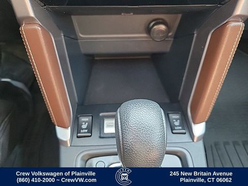 Used 2018 Subaru Forester 2.5i Touring image 9