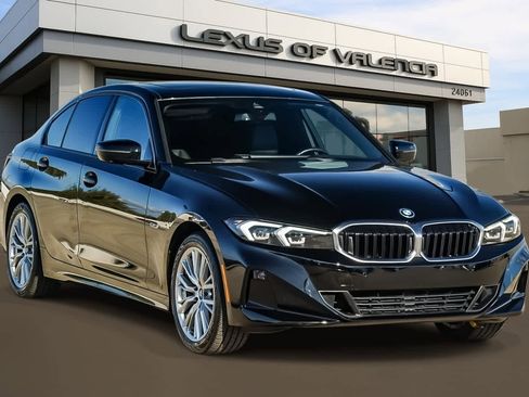 Used 2023 BMW 330e 330e w/ Driving Assistance Package image 5