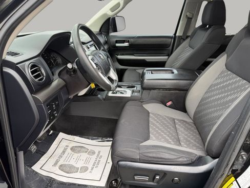 Used 2018 Toyota Tundra SR5 w/ SR5 Upgrade Package image 21
