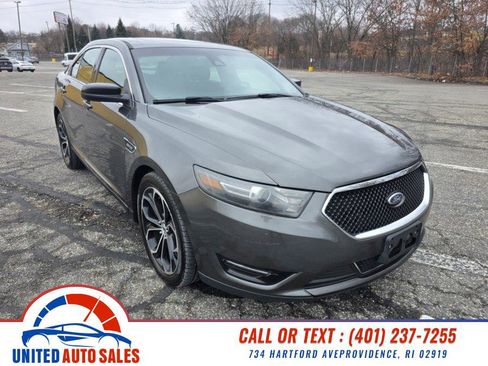 Used 2015 Ford Taurus SHO w/ Equipment Group 401A image 7