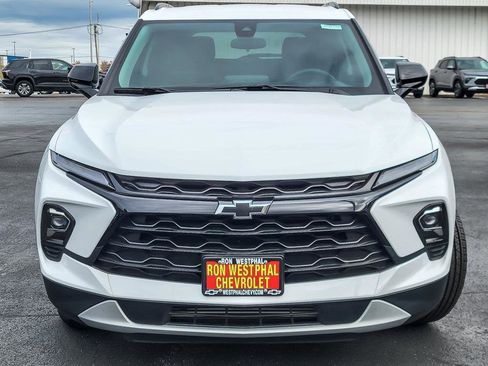 New 2025 Chevrolet Blazer LT w/ Midnight/Sport Edition image 29