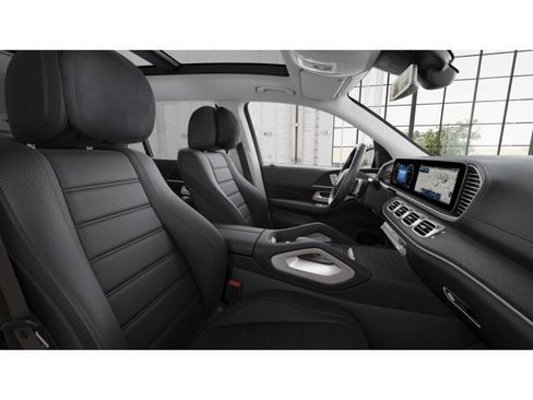 New 2026 Mercedes-Benz GLS 450 4MATIC image 4