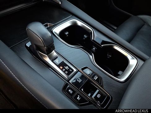Used 2024 Lexus RX 450h 450h+ Luxury image 37