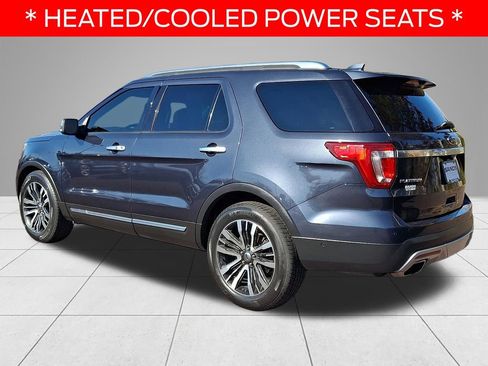 Used 2017 Ford Explorer Platinum image 6