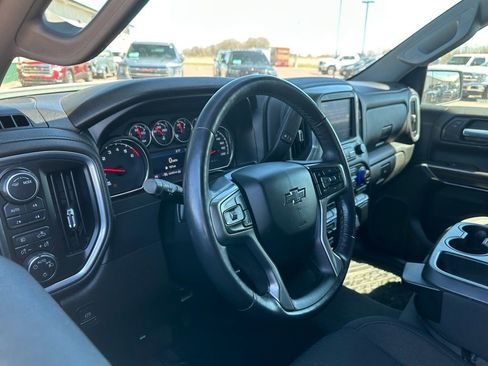 Used 2021 Chevrolet Silverado 1500 RST w/ Z71 Off-Road Package image 2