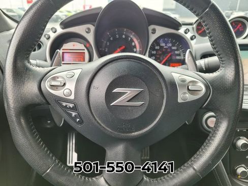 Used 2009 Nissan 370Z Touring image 26