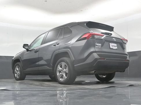 Used 2025 Toyota RAV4 XLE AWD/4WD image 49