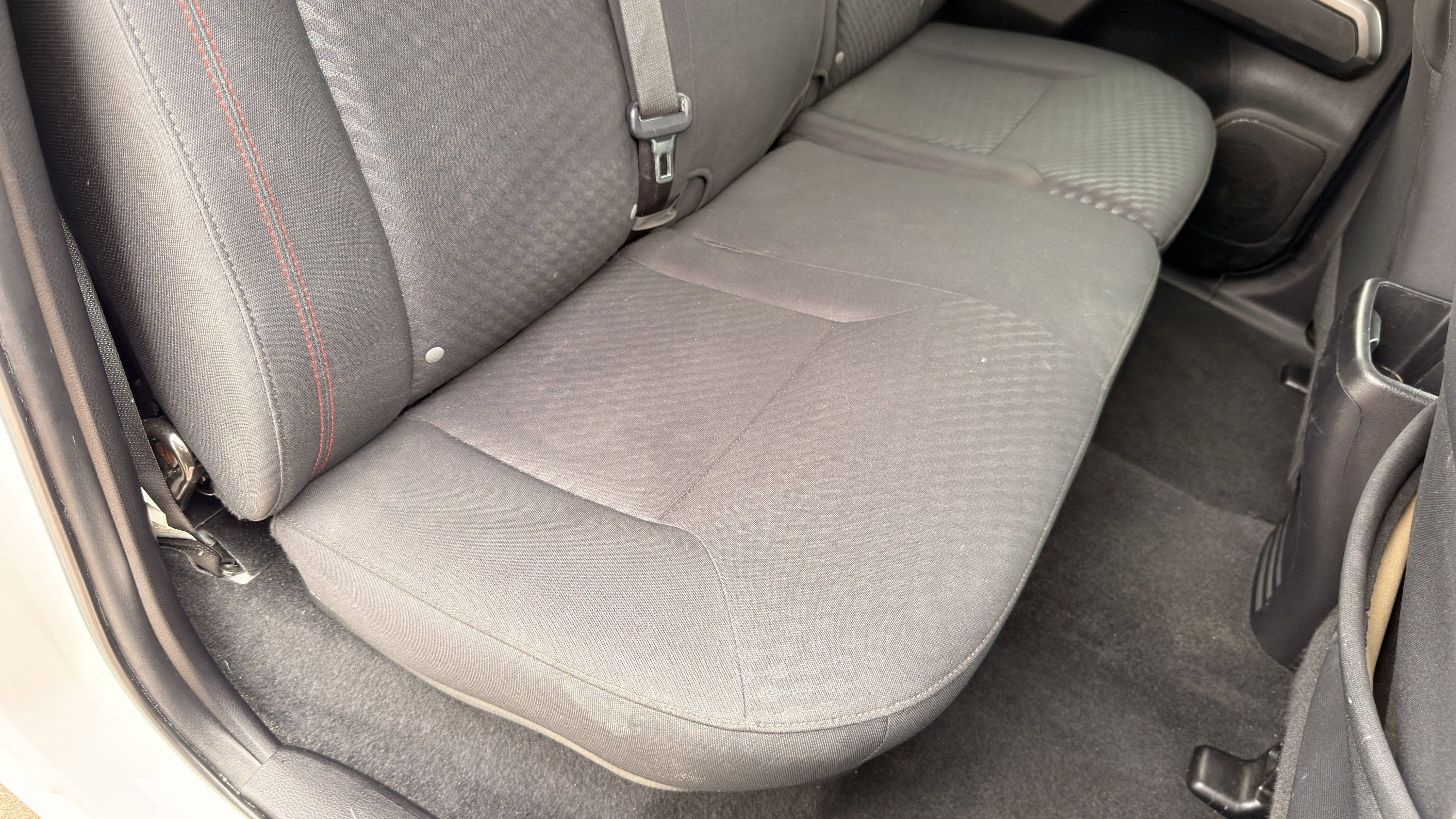 Used 2022 Toyota Tacoma SR5 RWD image 32