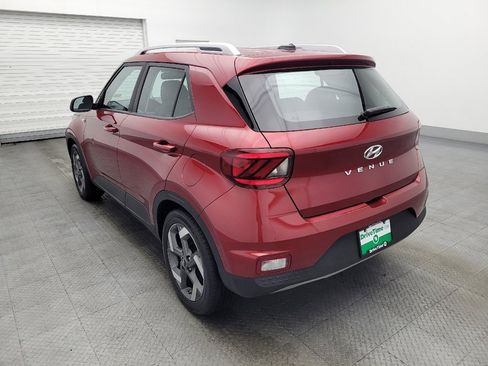 Used 2024 Hyundai Venue Limited image 5