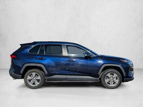 Used 2023 Toyota RAV4 XLE image 4