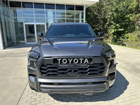 Used 2024 Toyota Sequoia TRD Pro AWD/4WD image 12