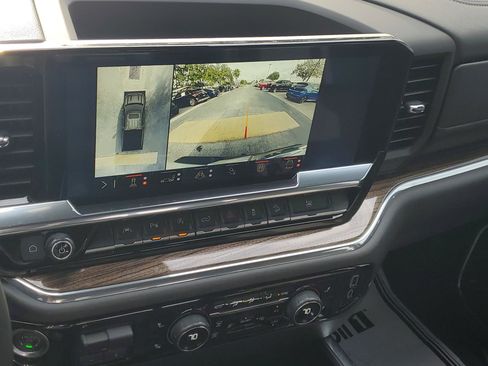 Used 2024 Chevrolet Silverado 1500 LT Trail Boss w/ Convenience Package II image 26