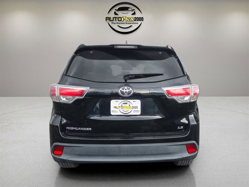 Used 2015 Toyota Highlander Plus image 6