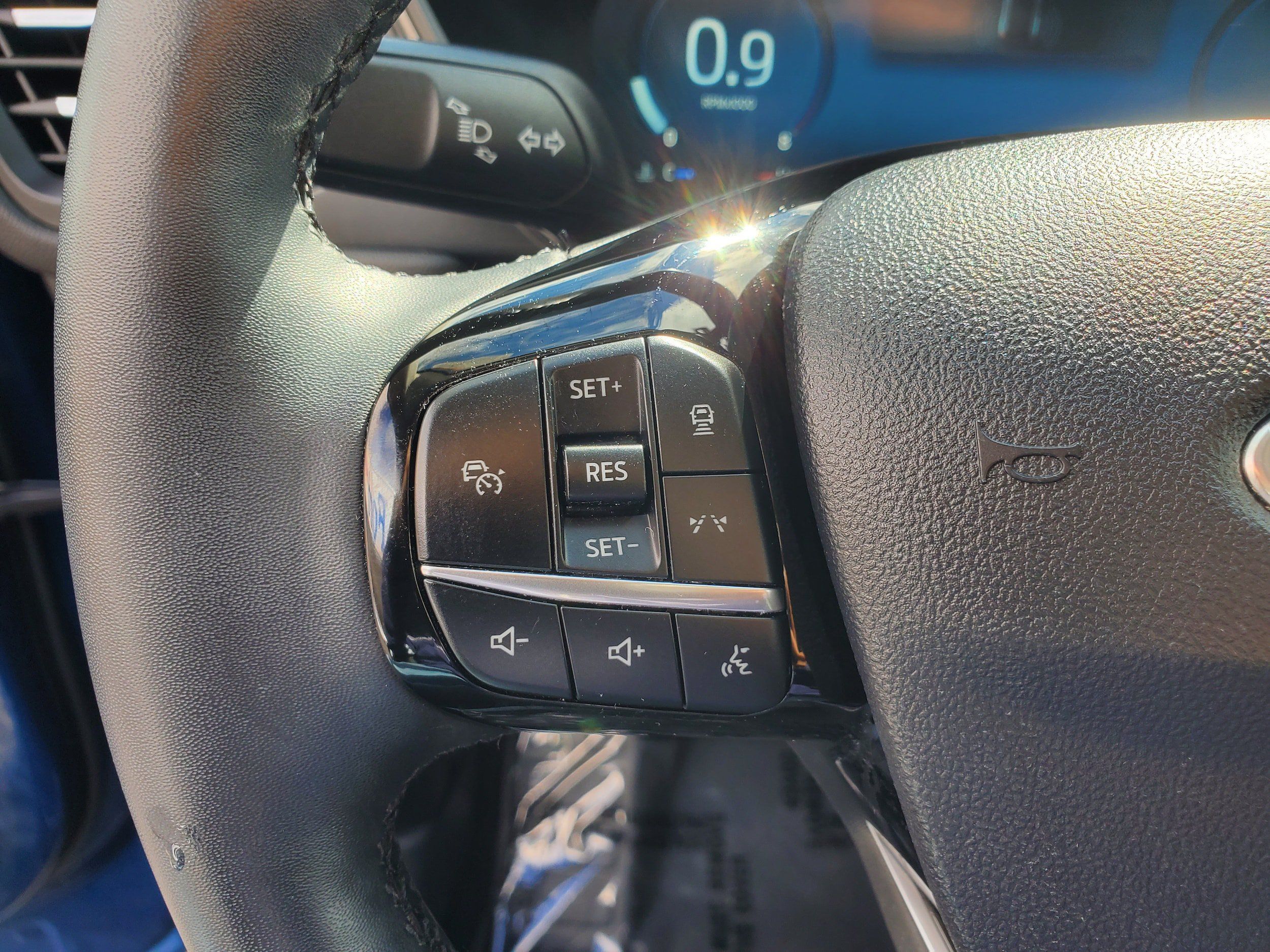 Used 2023 Ford Escape Active w/ Tech Pack #2 AWD/4WD image 17
