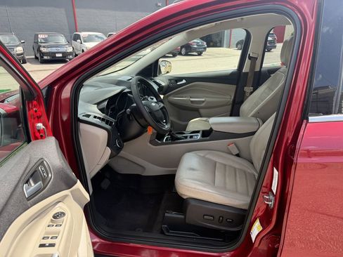 Used 2018 Ford Escape SEL image 7