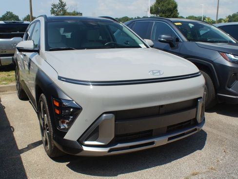 Used 2026 Hyundai Kona Limited FWD image 1