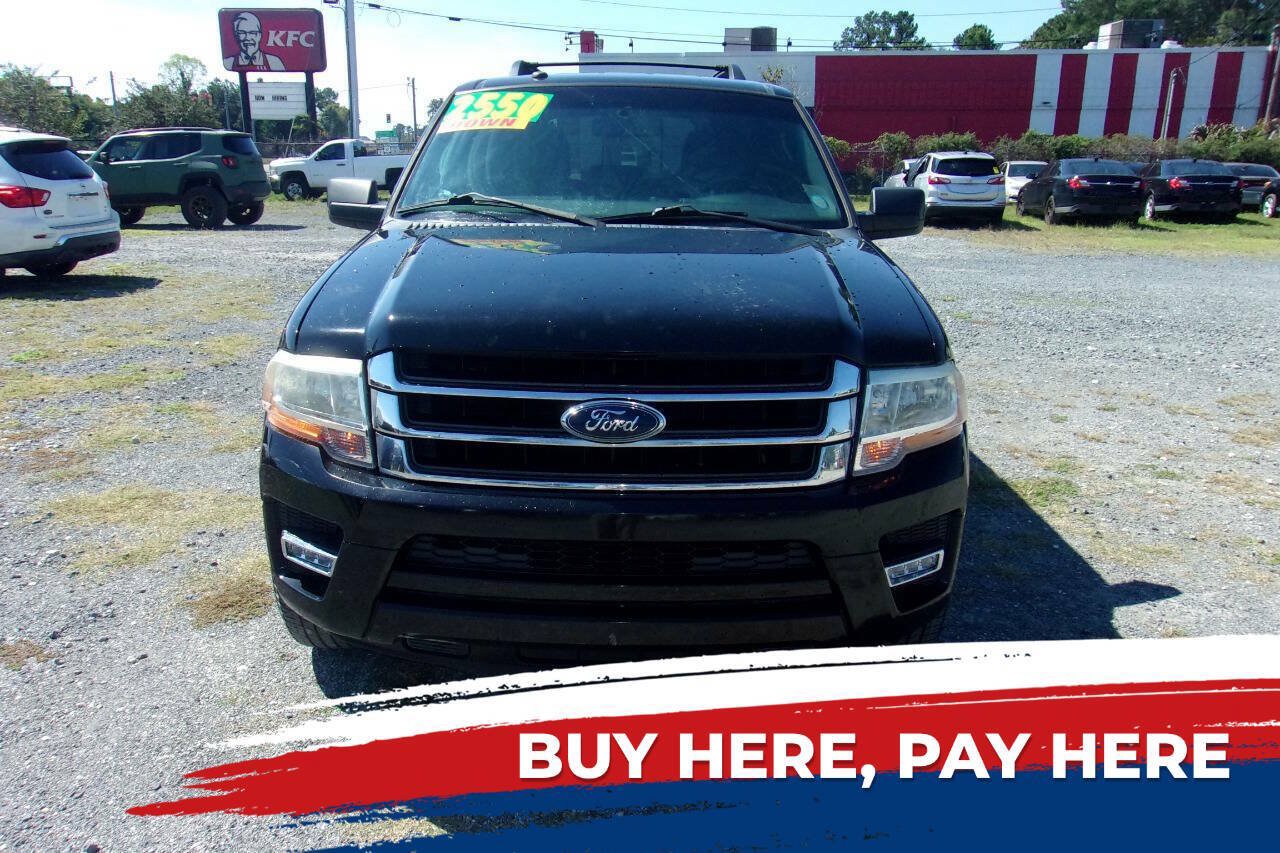 Used 2017 Ford Expedition XLT RWD image 1
