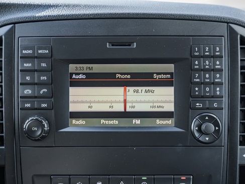 Used 2018 Mercedes-Benz Metris Passenger image 18