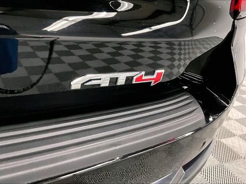 Used 2025 GMC Yukon XL AT4 w/ AT4 Premium Plus Package image 9