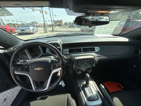 Certified 2014 Chevrolet Camaro LT RWD image 18