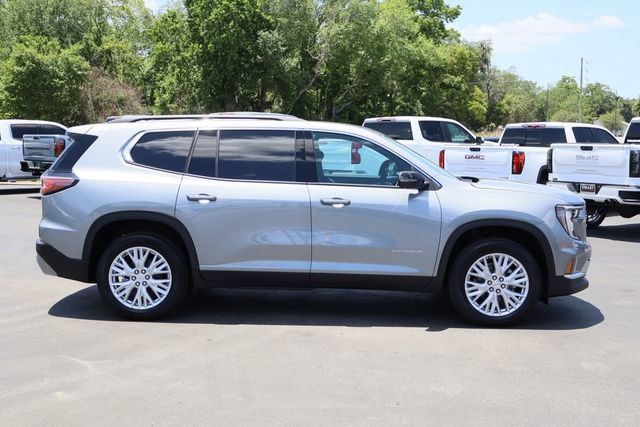 Certified 2026 GMC Acadia Elevation w/ Elevation Premium Package FWD image 3