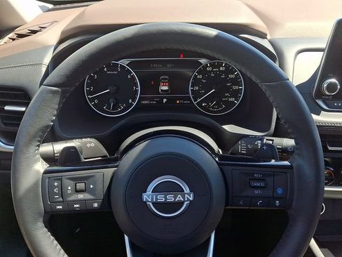 Used 2023 Nissan Rogue SV w/ SV Premium B Package AWD/4WD image 19