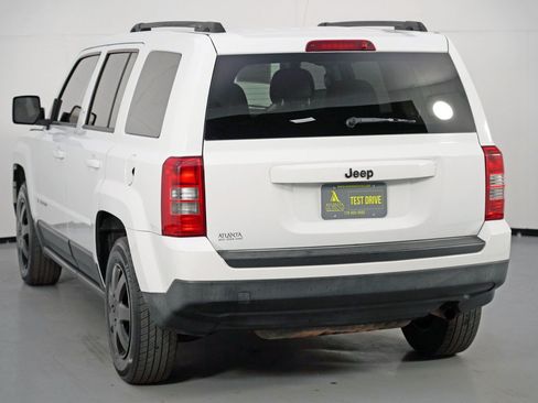 Used 2015 Jeep Patriot Sport w/ Power Value Group FWD image 38