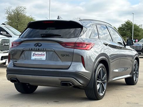 Used 2025 INFINITI QX50 Sport AWD/4WD image 8
