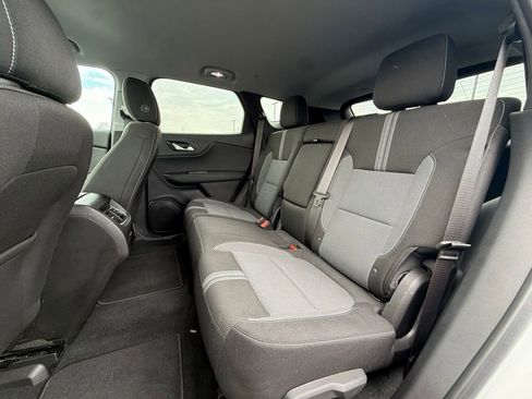 Used 2024 Chevrolet Blazer LT w/ Convenience Package FWD image 24