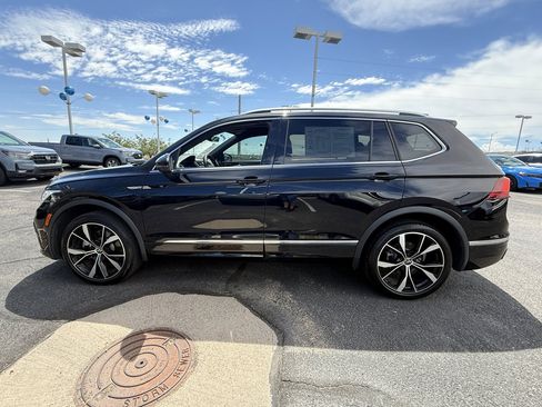 Used 2024 Volkswagen Tiguan SEL R-Line AWD/4WD image 8