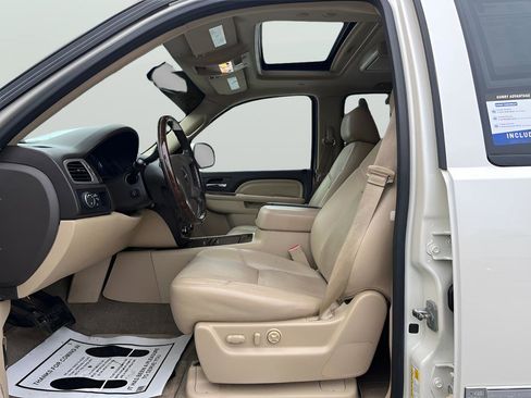 Used 2013 GMC Yukon Denali image 17