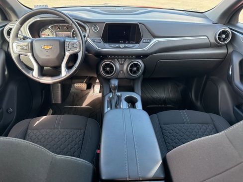 Used 2020 Chevrolet Blazer LT image 13
