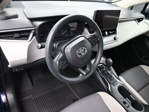 Used 2024 Toyota Corolla LE image 76