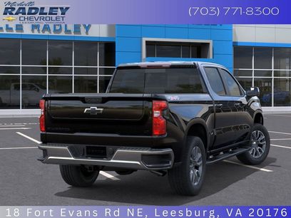 New 2026 Chevrolet Silverado 1500 LT w/ LPO, Dark Essentials Package