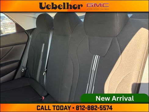 Used 2022 Hyundai Elantra SEL w/ Cargo Package FWD image 16