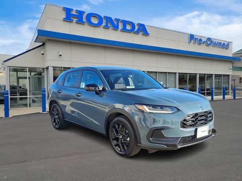 Used 2025 Honda HR-V Sport image 3