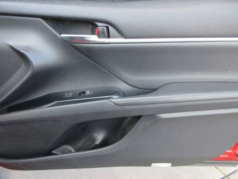 Used 2019 Toyota Camry XSE w/ Driver Assist Package FWD image 23