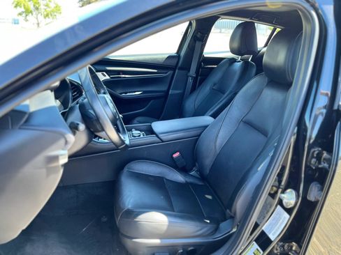 Used 2022 MAZDA MAZDA3 s FWD image 11