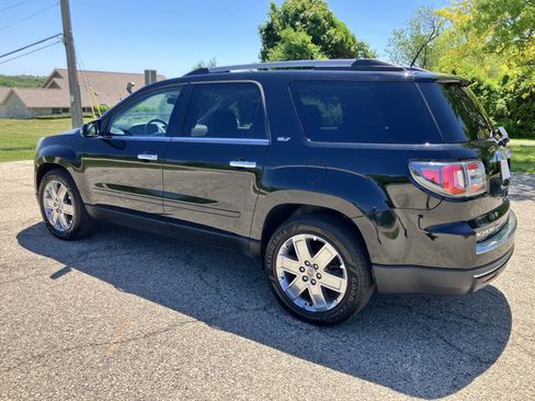 Used 2017 GMC Acadia Limited SLT AWD/4WD image 3