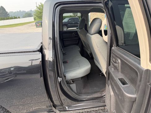 Used 2016 RAM 1500 Express w/ Black Ram 1500 Express Group AWD/4WD image 22