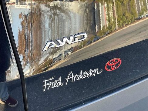 Used 2024 Toyota Grand Highlander Limited image 12