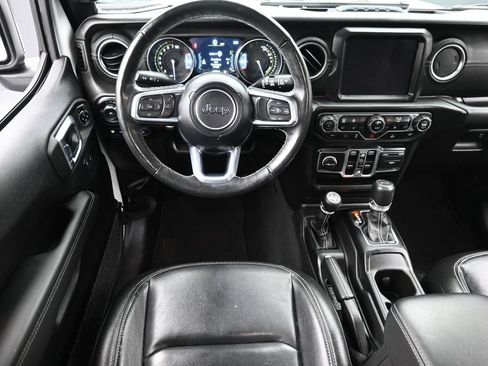 Used 2023 Jeep Wrangler Unlimited Sahara w/ Cold Weather Group AWD/4WD image 14