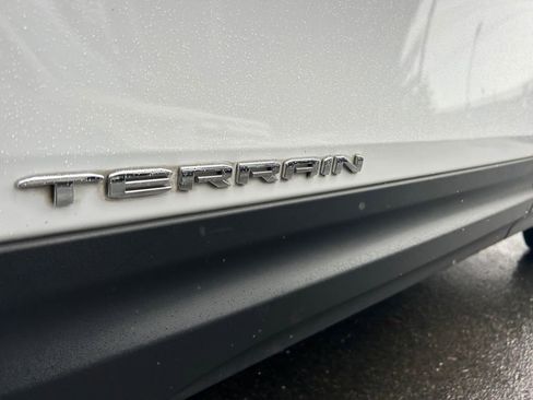 Used 2022 GMC Terrain SLE w/ Driver Convenience Package AWD/4WD image 31