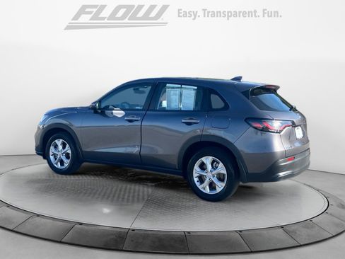 Certified 2023 Honda HR-V LX image 5