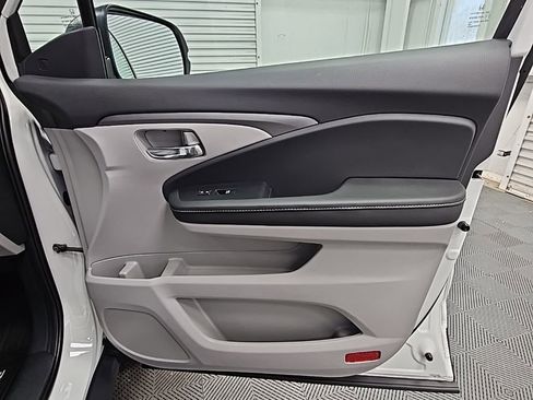 New 2026 Honda Ridgeline RTL image 42