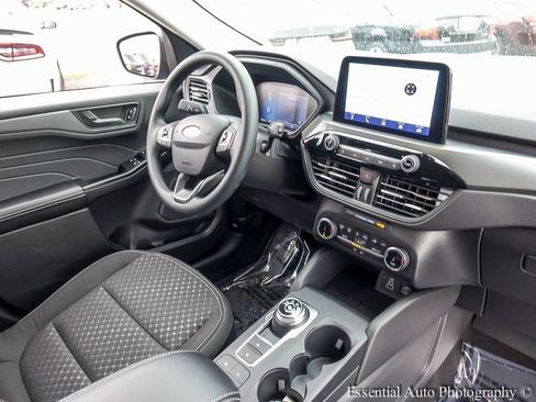 Used 2025 Ford Escape Active image 24