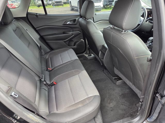 Certified 2024 Chevrolet Trax LT w/ Driver Confidence Package FWD image 14