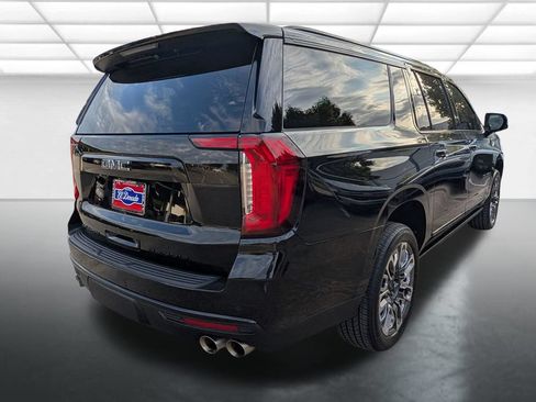 Used 2023 GMC Yukon XL Denali Ultimate AWD/4WD image 34